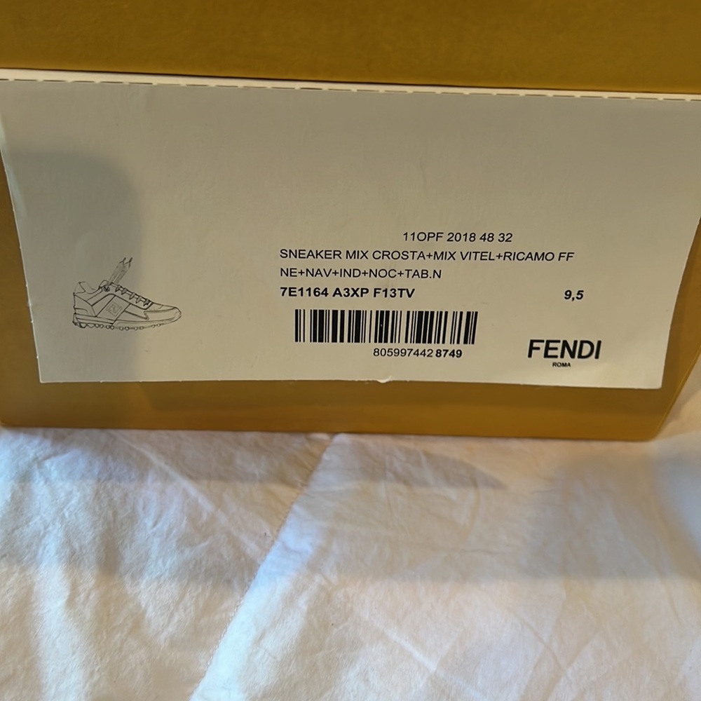 Mens Fendi Sneakers size 9.5 - Picture 6 of 8
